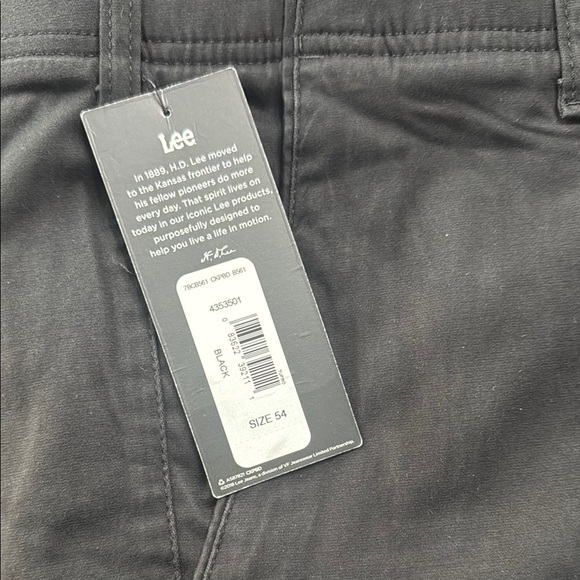 lee Men's Black Shorts - Picture 2 of 3